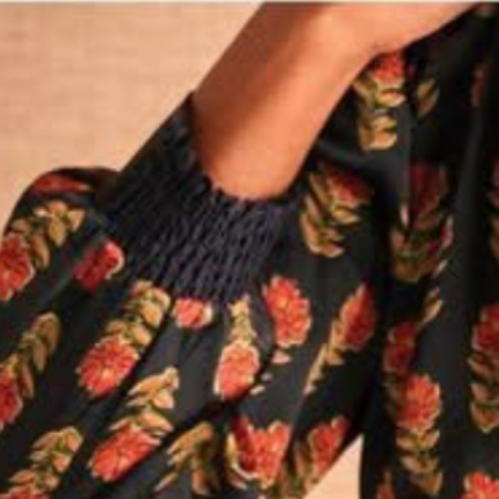 CAbi Brit Blouse - Picture 15 of 15
